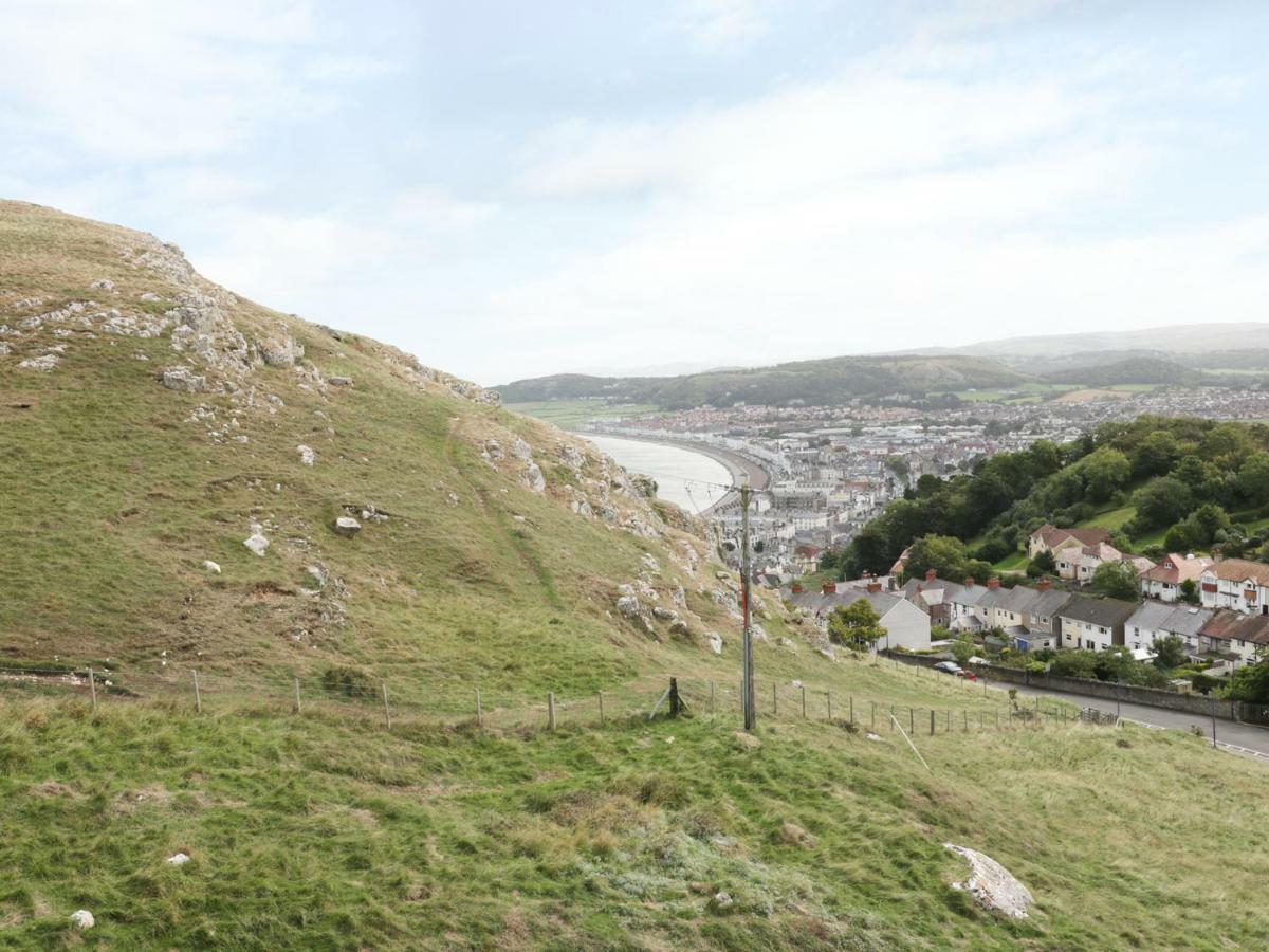 Llewelyn House Lägenhet Llandudno Exteriör bild
